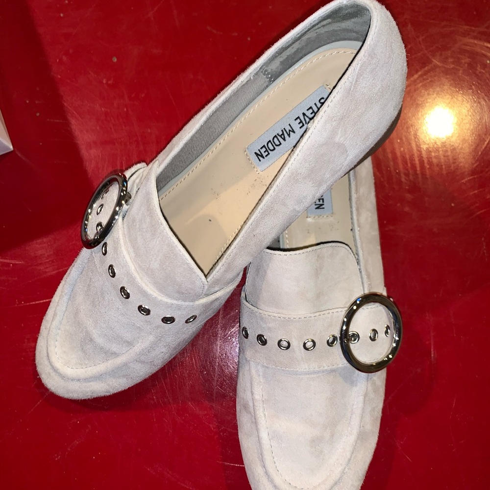 Steve Madden Suede Flats/Loafers